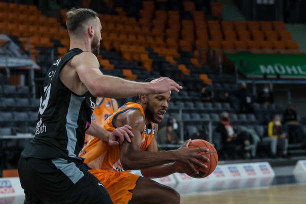 灵还是恩波 灵还是恩波