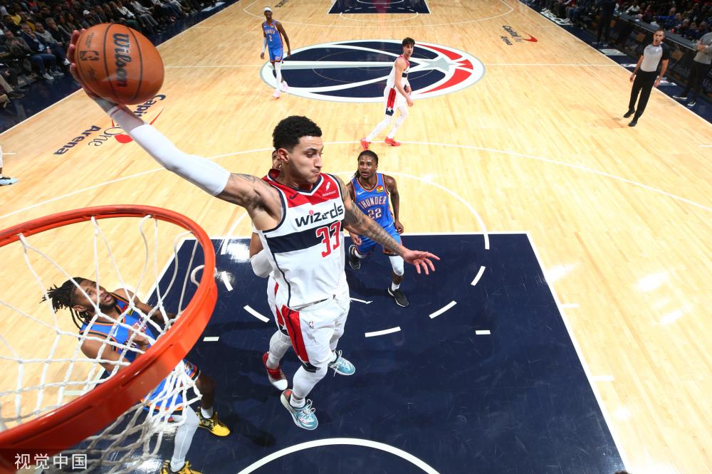 物质奖励更 物质奖励更