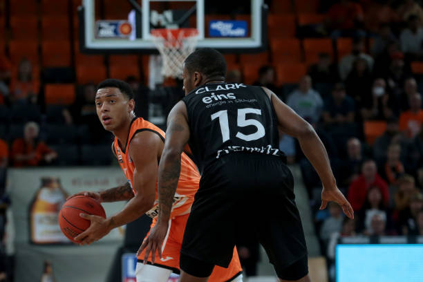 国际赛事中 国际赛事中